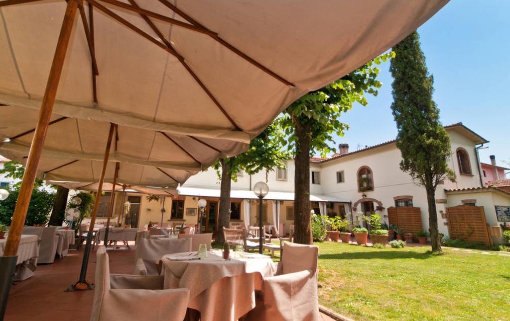 La Bussola Da Gino Hotel Quarrata Exterior photo